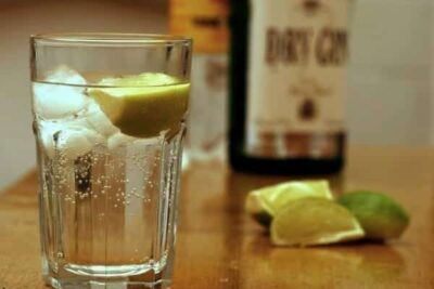 ¿Sigues yendo al gimnasio? ¡Pringao! Entre cinco y doce gin-tonics al día equivale a dos horas de gimnasio