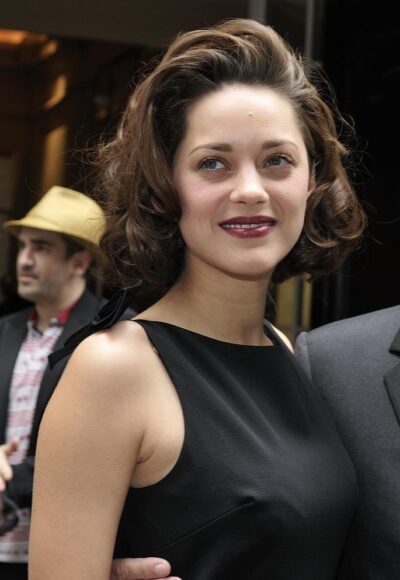 Marion Cotillard en el 2009 en una presentación para Dior. Fuente: flickr. Autor: nicogenin