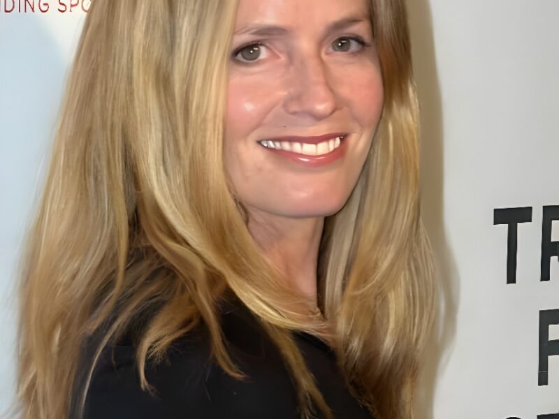 Tal d’ia como hoy nacieron… Elisabeth Shue, Anllela Sagra