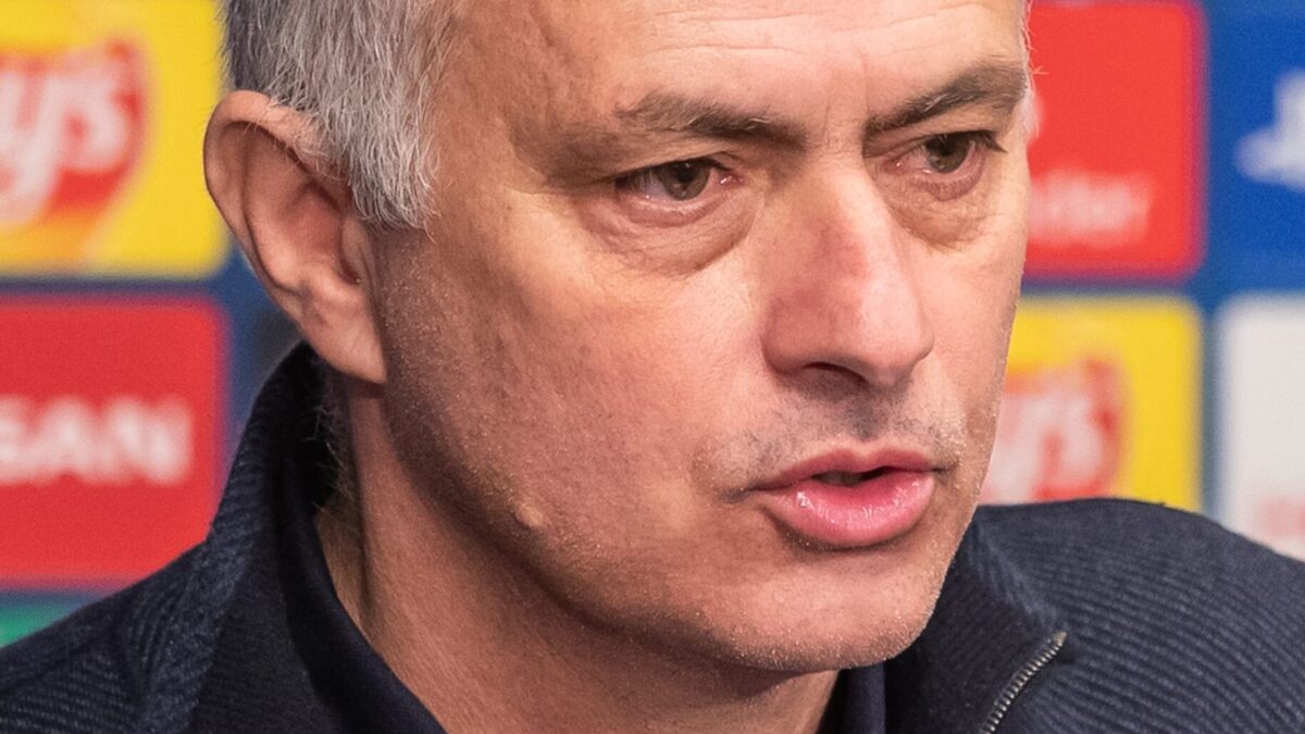 Premier League: Mourinho, otra vez expulsado