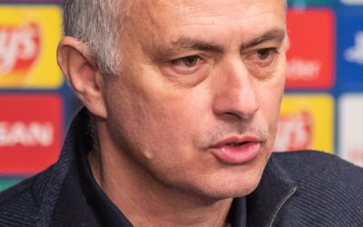 Premier League: Mourinho, otra vez expulsado