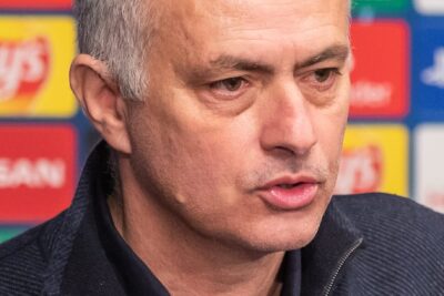 Premier League: Mourinho, otra vez expulsado