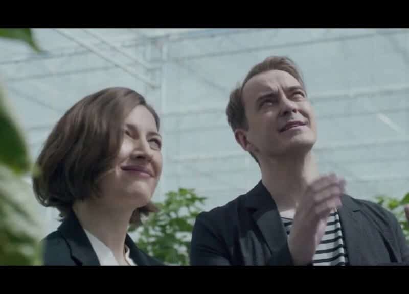 Black Mirror. Temporada 3 Capítulo 6: Hated in the Nation