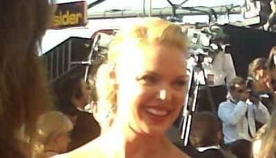 Katherine Heigl y Peyton Meyer nacieron tal día como hoy