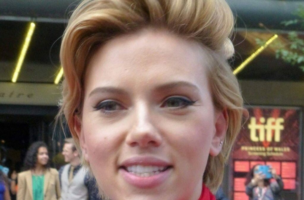 Scarlett Johansson y Mark Ruffalo nacieron tal dí como hoy