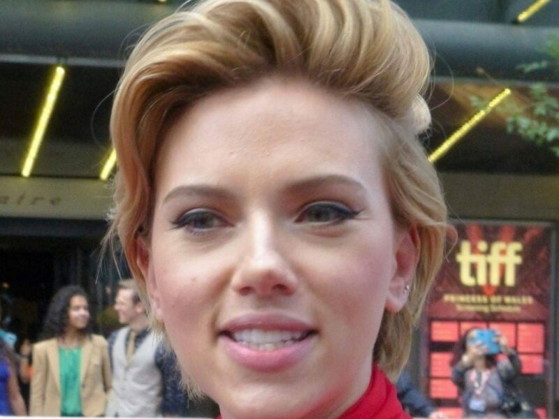 Scarlett Johansson y Mark Ruffalo nacieron tal dí como hoy