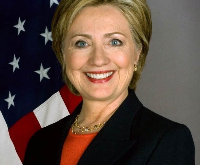 El FBI da por cerrado el caso de los correos y no imputa a Hilary Clinton