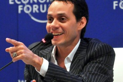 Jennifer López y Marc Anthony: beso