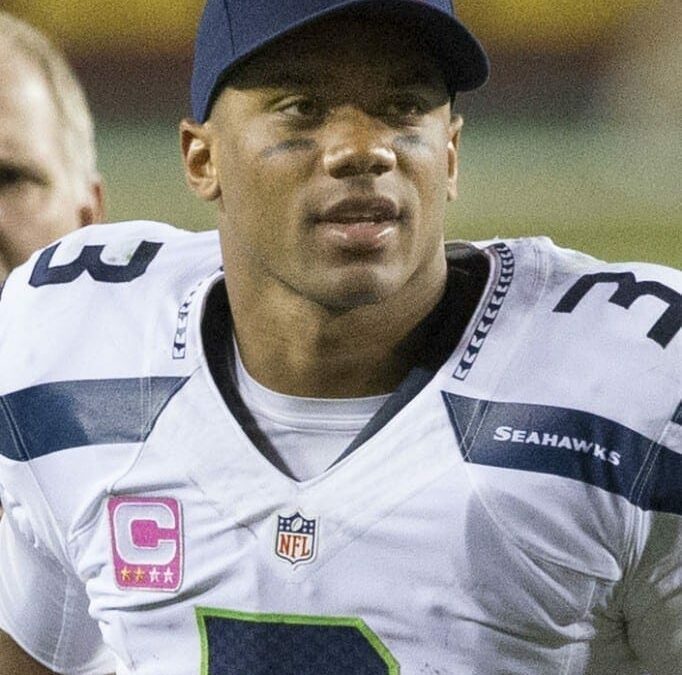 Laura Marano y Russell Wilson nacieron tal día como hoy