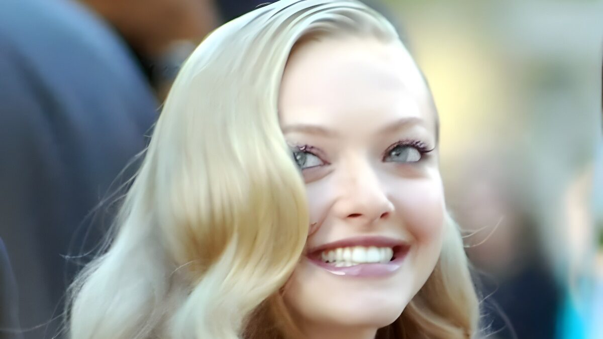 Amanda Seyfried y Jake T. Austin nacieron tal día como hoy