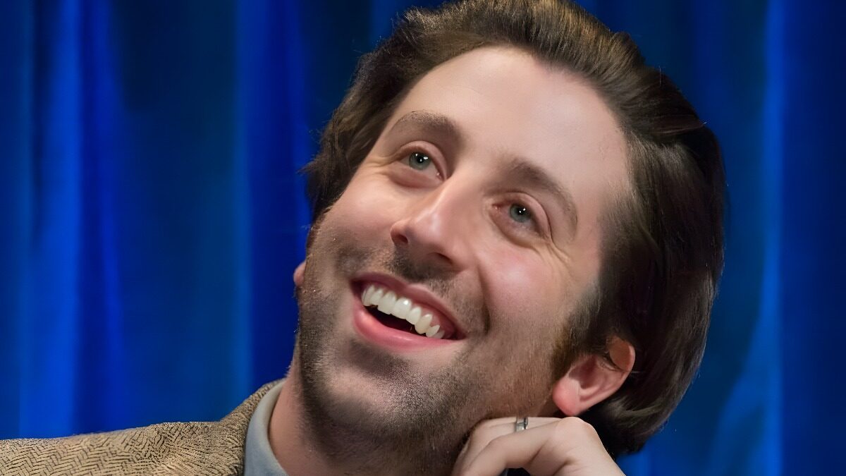 Simon Helberg y Tre Cool nacieron tal día como hoy