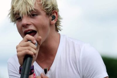 Famosos Nacidos Hoy: Ross Lynch, Jude Law