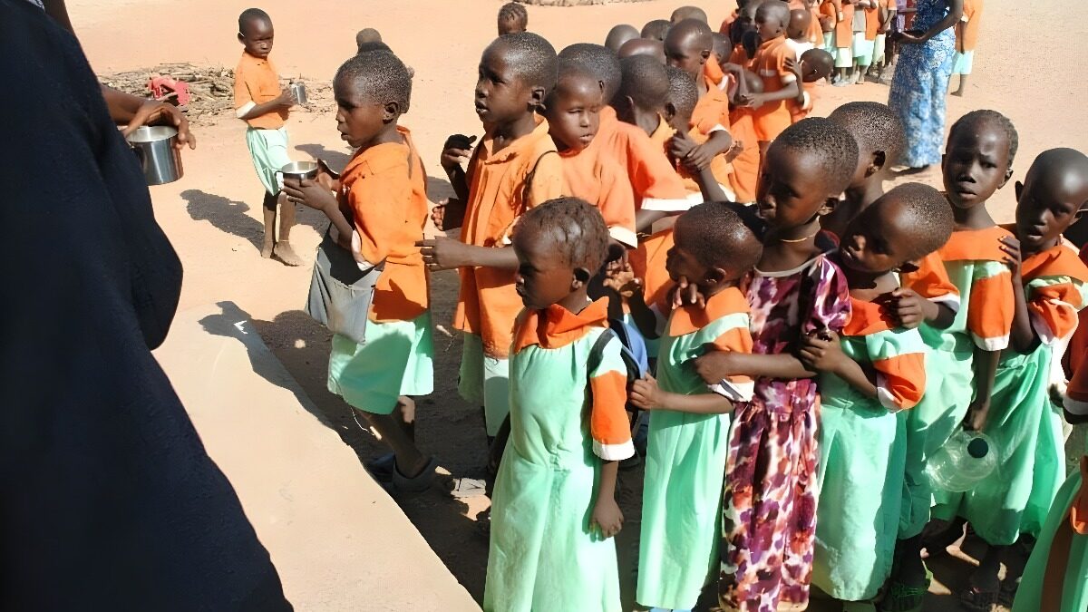 EUROFORUM colabora para asegurar alimentación y educación en un centro infantil de Kenia