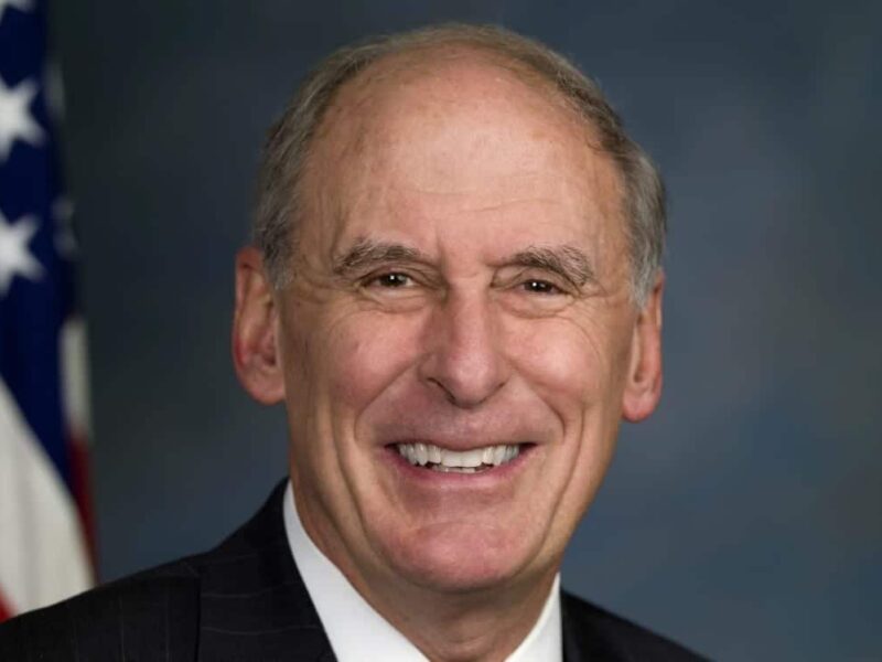 Dan Coats, elegido para dirigir la inteligencia de EE.UU.