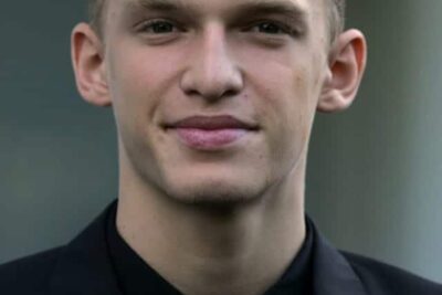 Famosos Nacidos Hoy: Cody Simpson, Louisa Johnson