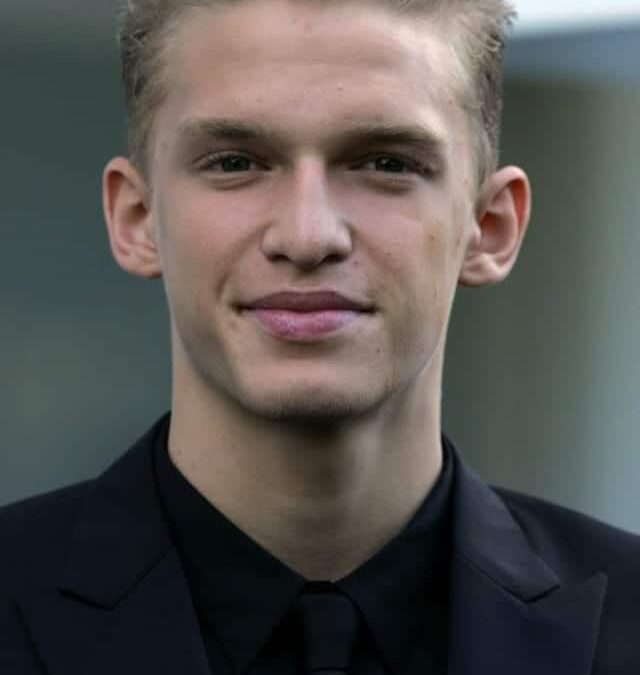 Famosos Nacidos Hoy: Cody Simpson, Louisa Johnson