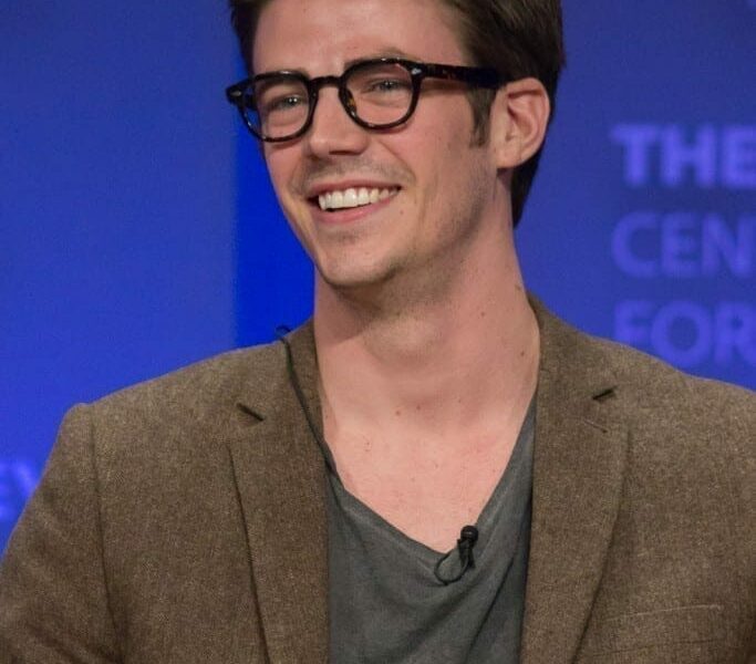 Famosos Nacidos Hoy: Grant Gustin y Jason Bateman