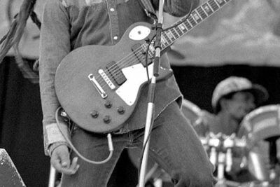 Famosos Nacidos Hoy: Bob Marley, Crystal Reed