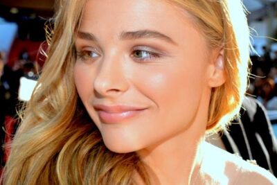 Chloë Grace Moretz y Emma Roberts nacieron tal día como hoy