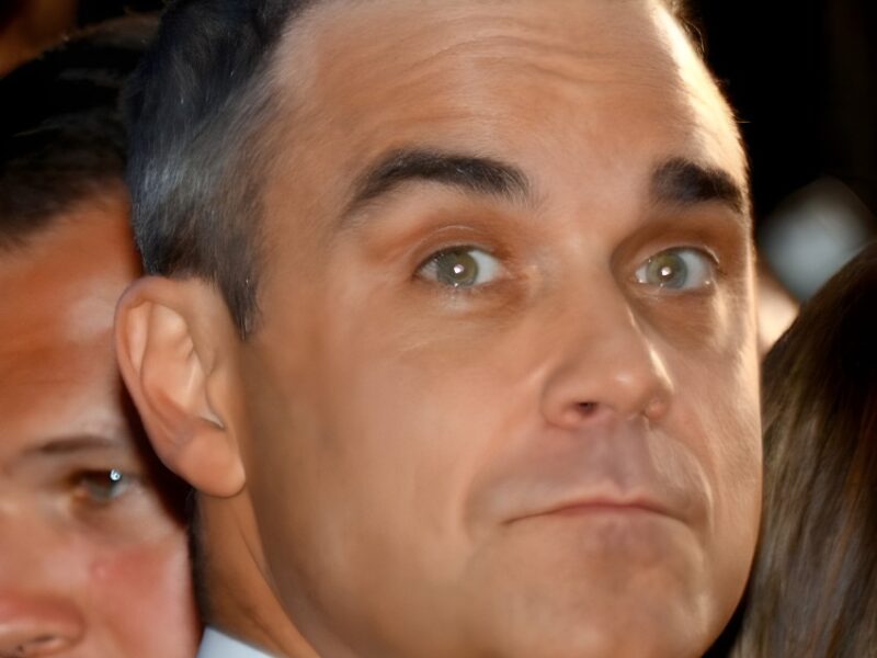 Famosos Nacidos Hoy: Robbie Williams, Prince Jackson
