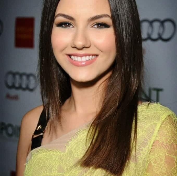 Famosos Nacidos Hoy: Victoria Justice, Millie Bobby Brown