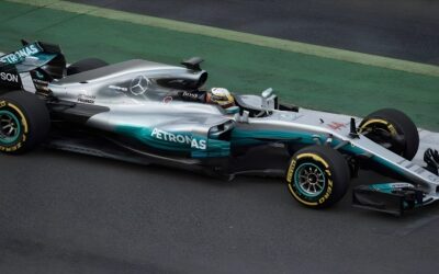 Mercedes elimina la frase de apoyo a Schumacher