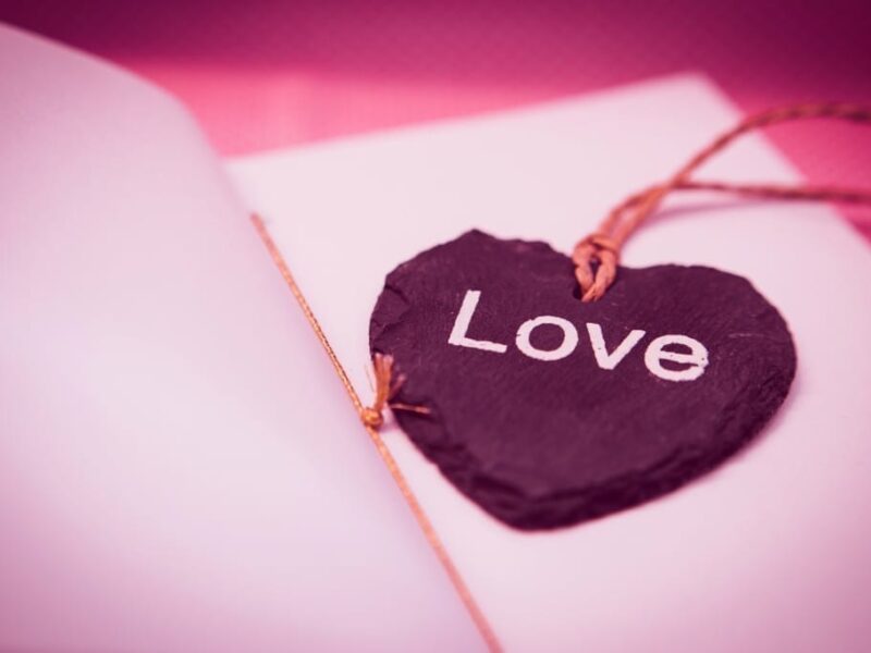 Mi Tinder se ha roto: nadie le da al corazón. 10 Consejos. Divertido.