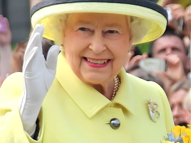 Isabel II del Reino Unido, nació tal día como hoy