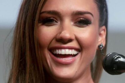 Jessica Alba: Famosos Nacidos Hoy, 28 de abril