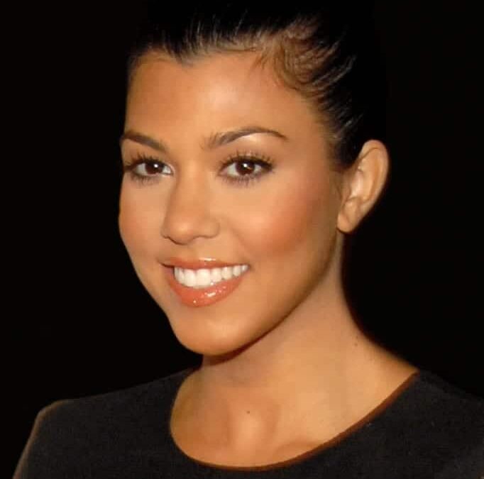 Kourtney Kardashian: Famosos Nacidos Hoy, 18 de abril