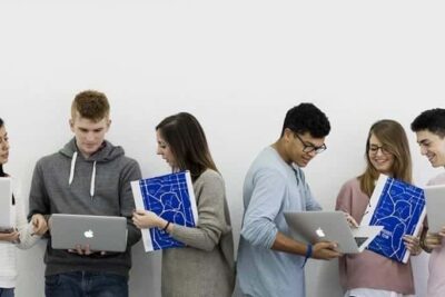 La importancia de escoger un gran primer portátil para la Universidad