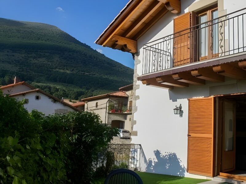 Disfrutar de las vacaciones en un entorno natural privilegiado: Casa Rural Gure Txokoa en Navarra
