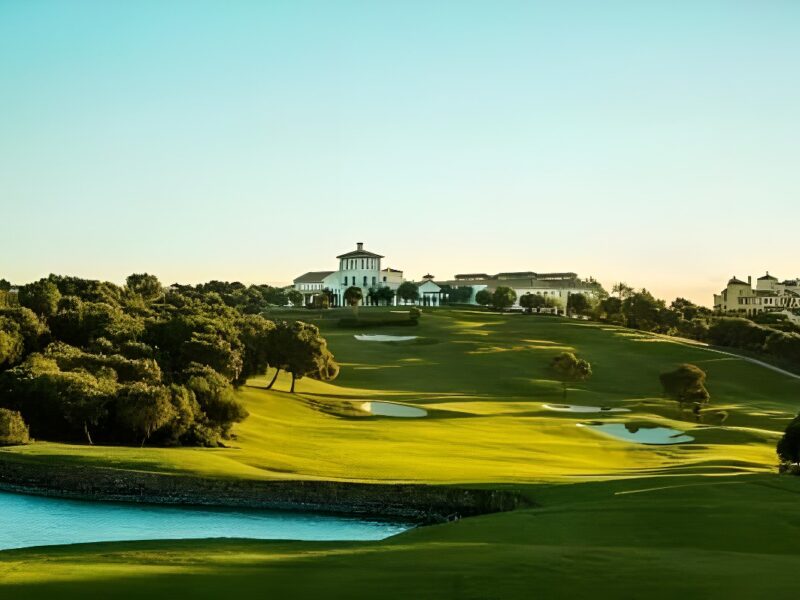 La Reserva, una Casa Club internacional para un campo de golf de competición mundial