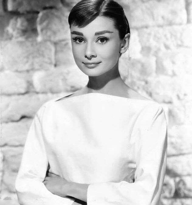 Audrey Hepburn: Famosos Nacidos Hoy, 4 de mayo