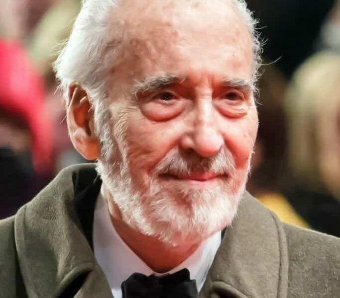 Christopher Lee, Chris Colfer: Famosos Nacidos Hoy, 27 de mayo