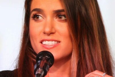 Nikki Reed: Famosos Nacidos Hoy, 17 de mayo