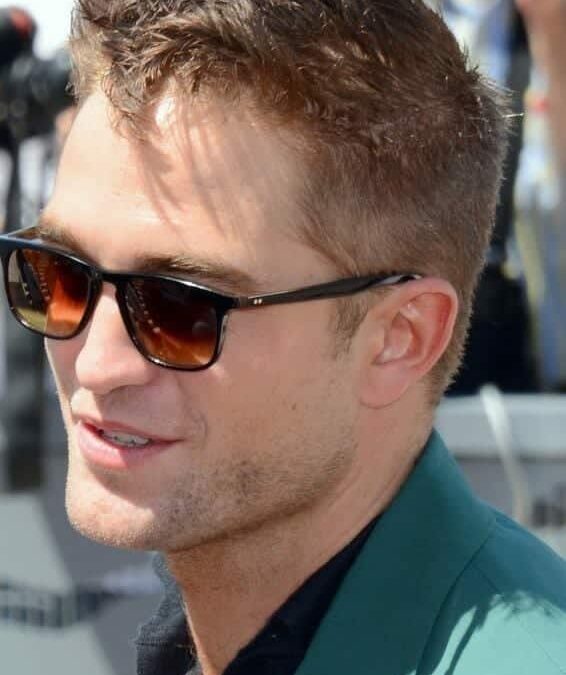 Robert Pattinson: Famosos Nacidos Hoy, 13 de mayo