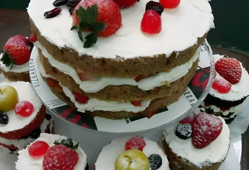 Bizkarra amplía su catálogo de tartas y postres de celebración