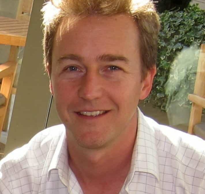 Edward Norton y Robert Redford nacieron tal día como hoy.