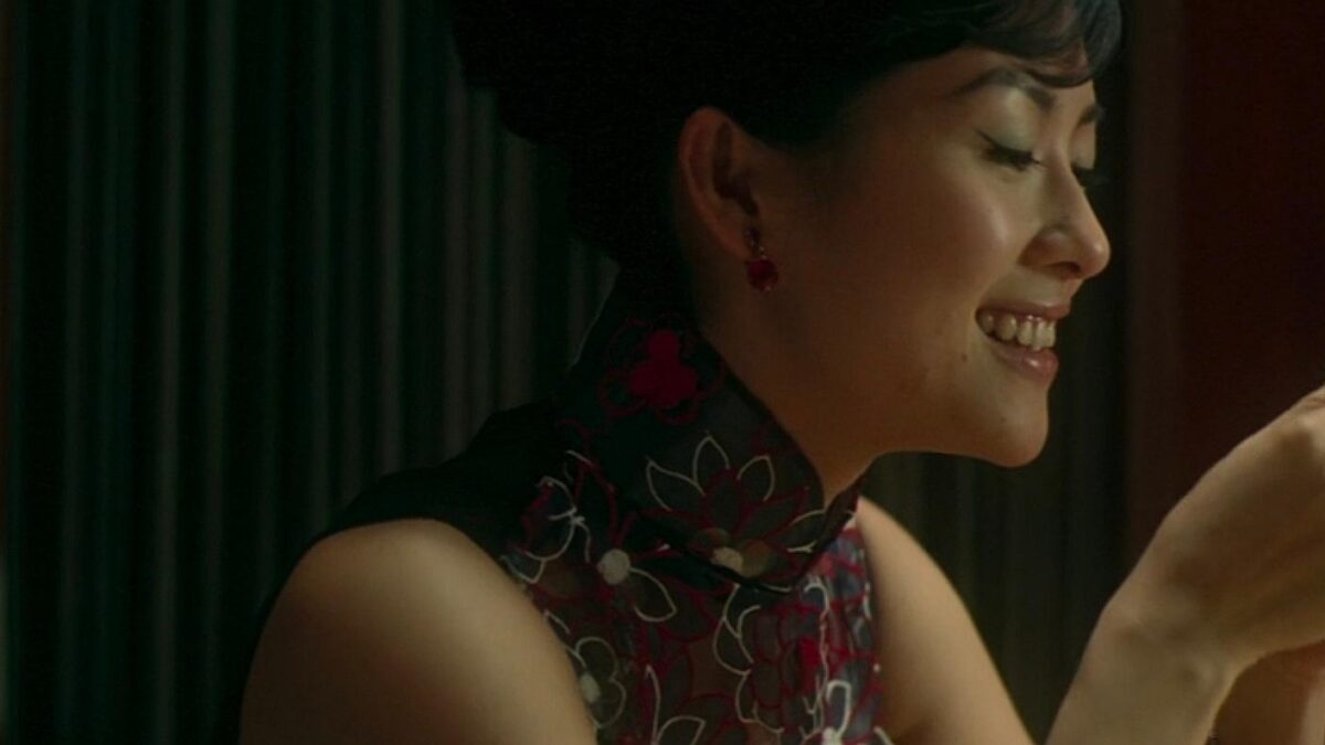 2046, Wong Kar-wai transforma um quarto de hotel numa máquina de luto pelo amor perdido