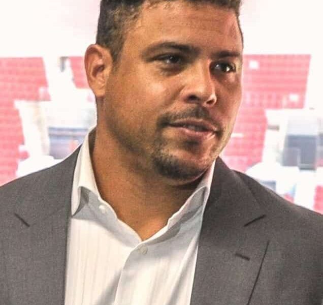 Ronaldo, Signa O’Keefe: Famosos Nacidos Hoy, 18 de septiembre