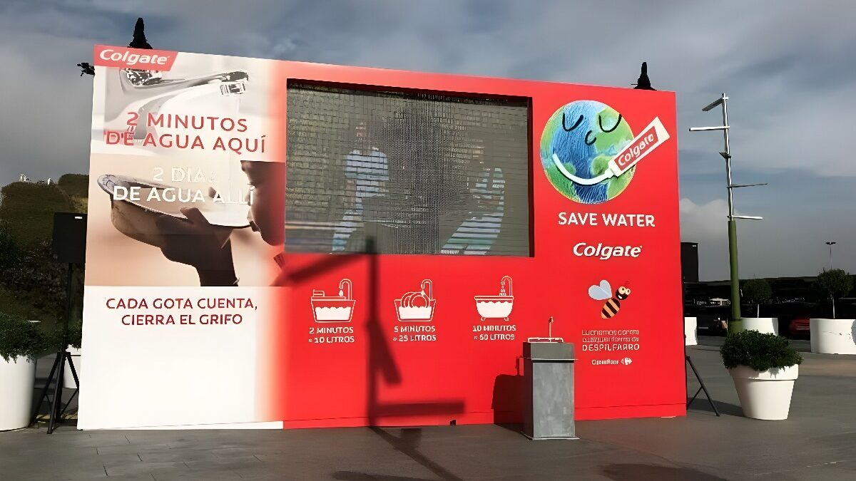Dejar abierto el grifo durante dos minutos supone el desperdicio de 10 litros de agua