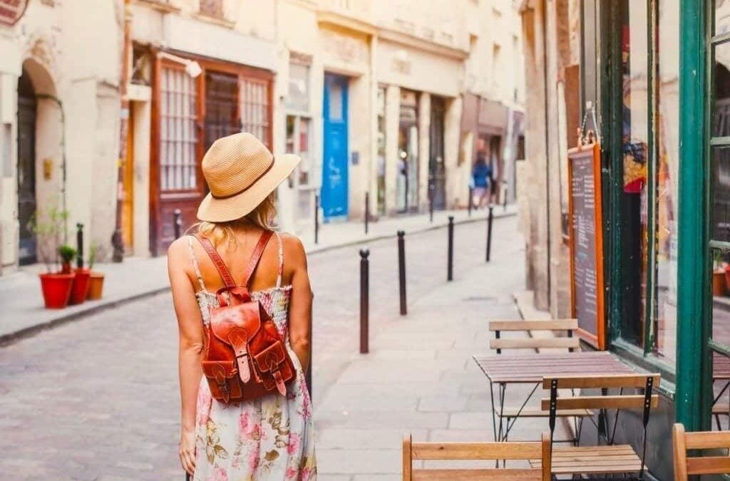 Bazar Vintage presenta su showroom digital dedicado a lo retro