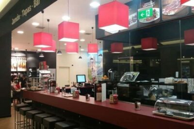 Enrique Tomás aterriza en Roma