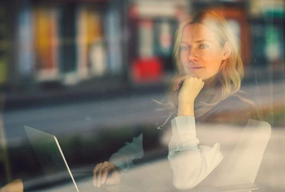 Karina Rando presenta sus técnicas de meditación Ho oponopono para empresarias