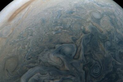 Remolinos en Júpiter desde Juno, de la NASA