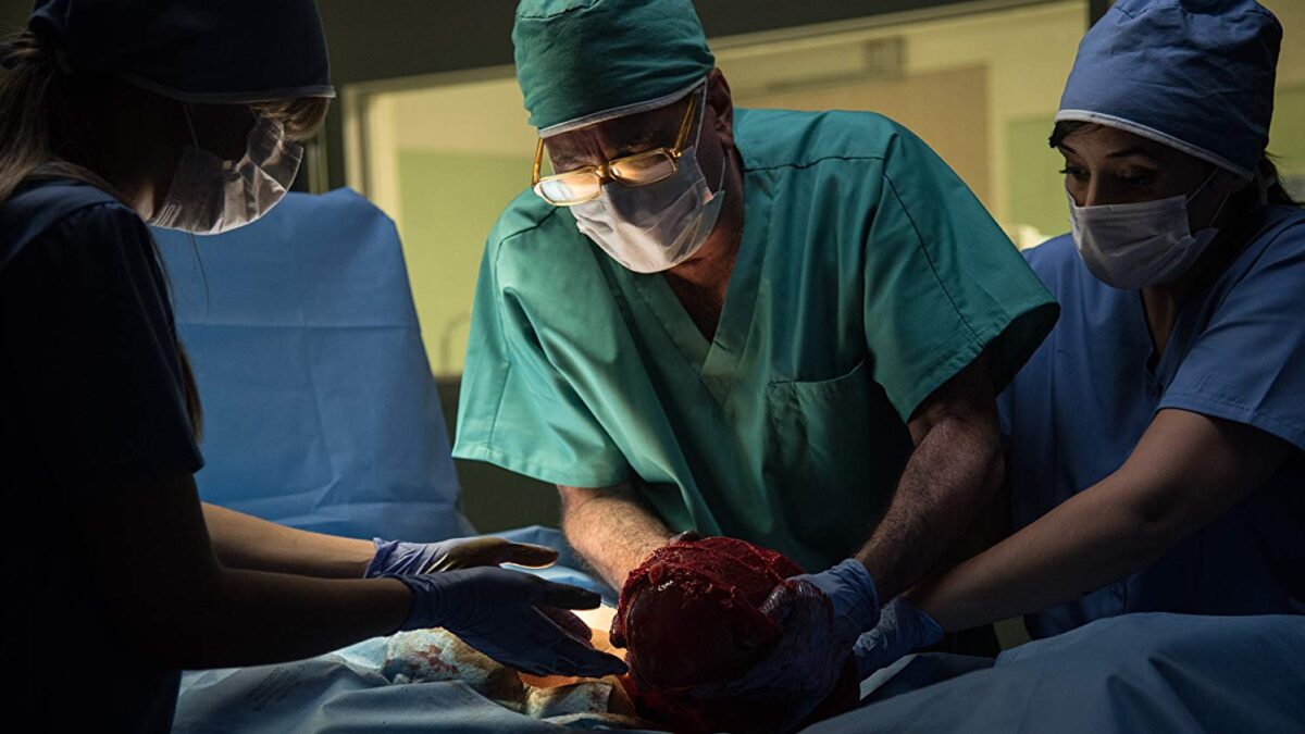 Comedia de Horror: Cynthia (2018)