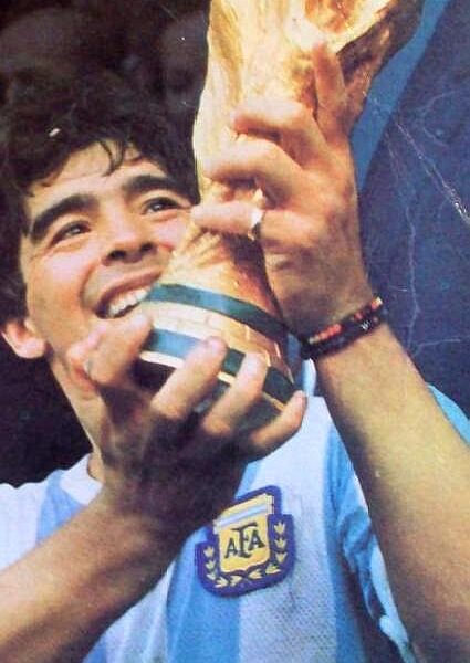 Espectacular Trailer del Documental sobre Maradona