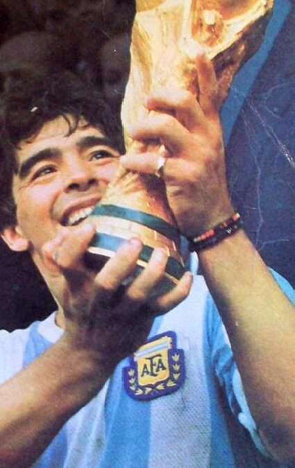 Diego Maradona, Futbolista, Cumple 58 Años