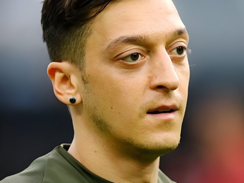 Mesut Ozil cumple hoy 30 años